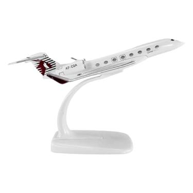 Imagem de Dynwave Miniatura de avião em escala 1/200 para decoração de mesa, item colecionável versátil, brinquedo em metal fundido para café, casa, prateleira, bar ou