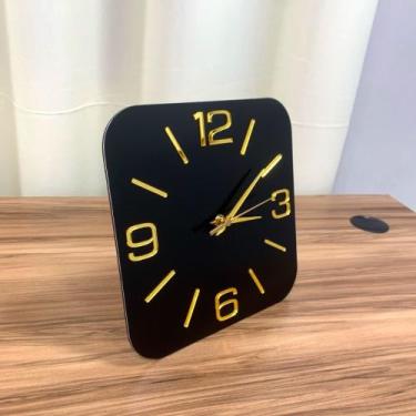 Imagem de Relógio Mesa e Parede, Preto quadrado 25cm, Algarismos 3D Dourados, ac
