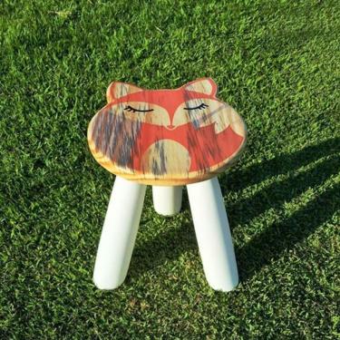 Imagem de Banqueta Infantil Mini Banqueta Raposa Estrutura Polietileno Assento Madeira 37cm Bem I...
