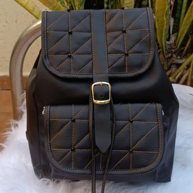 Imagem de Mochila Feminina para Notebook OEM em Couro Sintético 37x40x15cm Preto Pequena com Compartimentos