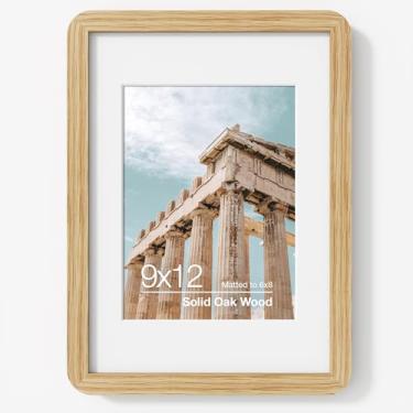 Imagem de FLYJOE Moldura de madeira maciça de carvalho 22,5 x 30,5 cm | Porta-retrato de 22 x 30 cm com tapete para 15 x 20 cm | Vidro temperado e ferragens para pendurar incluídos | Carvalho natural, 1 pacote