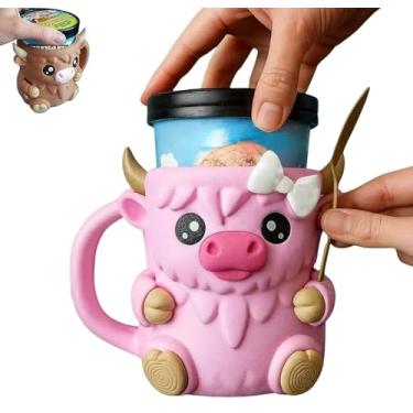 Imagem de Suporte de sorvete de caneca Moo, suporte de lata de cerveja para copo de sobremesa, presente de sobremesa divertido para amantes de vaca e uso no escritório (rosa)