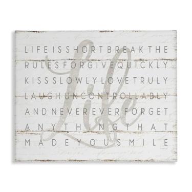Imagem de Stupell Industries Life Is Short Smile Grey on White Planked Look Arte de parede, 40,6 x 50,8 cm, Design By Artist Jennifer Pugh