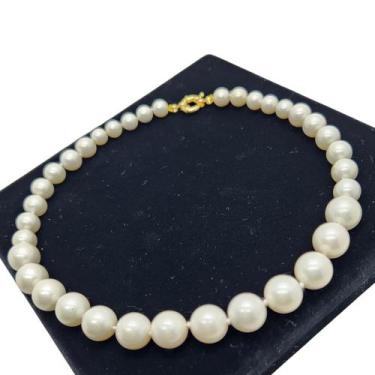 Imagem de Colar De Pérolas Shell Escalonadas Banho De Ouro 4809 - Très Chic Joia