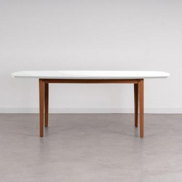 Imagem de Mesa Oval 6 Lugares 1,8m Tampo Vidro e MDF Tiê CabeCasa MadeiraOrigina