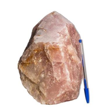 Imagem de 01 Cristal Rosa Pedra Pé e Bico Serrado 6 a 7Kg 20cm Tipo B - Varejo