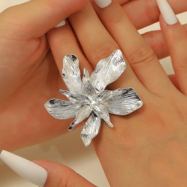 Imagem de Anéis de noivado florais para mulheres, anel de compromisso de ouro grosso, joias de casamento empilháveis para ela, Medium, Latão, Sem pedra preciosa