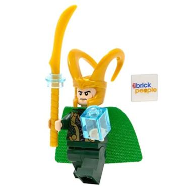 Imagem de LEGO Superheroes: Loki Minifigure com Cetro e Tessera