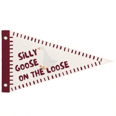 Imagem de WXHUM Silly Goose On the Loose Red Felt Flagners Banner Flags, Quarto Infantil Sala de Jogos Decoração de Parede de Parede de Aniversário Silly Goose para Decoração de Quarto de Criança Infantil, 20 x