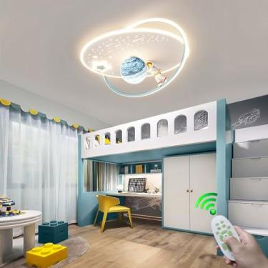 Imagem de Luminária de teto infantil de LED com desenho animado, luminária criativa com cúpula de vidro, controle remoto e função de dimerização, design de astronauta lunar, ideal para decoração de qu