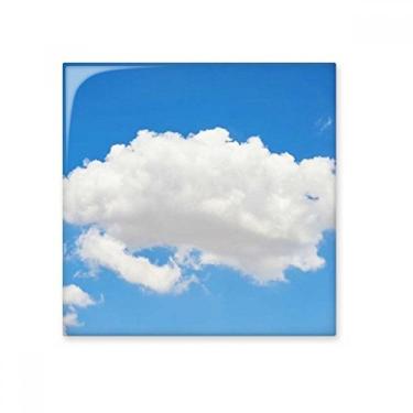 Imagem de Azulejo de cerâmica brilhante azul céu sol nuvens brancas brilhante decalque pedra adornada tijolo vitrificado