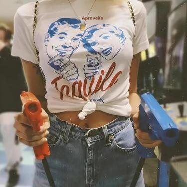 Imagem de Camiseta Feminina Retrô Engraçada - Aproveite Tequila - Estampa Vintag