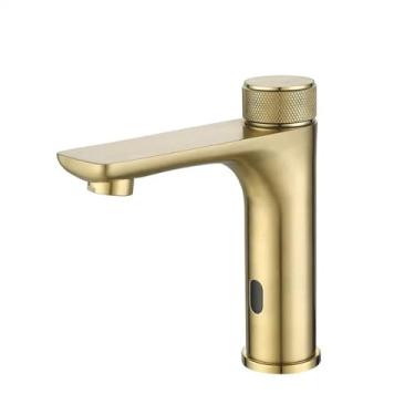 Imagem de Torneira de lavatório torneira de pia de banheiro de latão inteligente, torneira de lavatório com sensor sem toque, torneira misturadora de água quente e fria, energia da bateria (cor: ouro escovado)