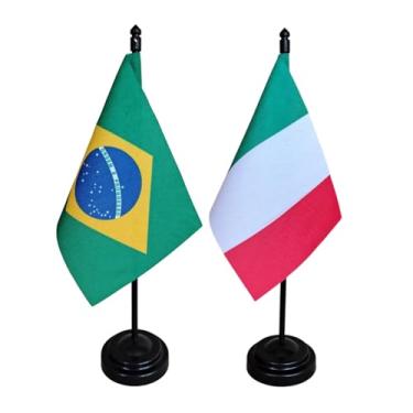 Imagem de Kit Bandeira de Mesa Brasil e Itália, 26cm Altura, 18x11cm Bandeiras, Multicolorido, Oxford, Base Plástica, para Escritório, Eventos, Decoração