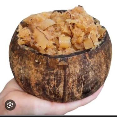 Imagem de Cocada com leite condensado cremosa na casca do coco 970g - Minha coca