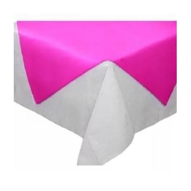 Imagem de Kit 10 Toalhas de mesa festa TNT 1x1m + 10 Cobre Manchas 70x70cm - Para Decoração De Festas, casamentos(Branco c/Rosa Pink,20 Toalhas + 20 Cobre Manchas)