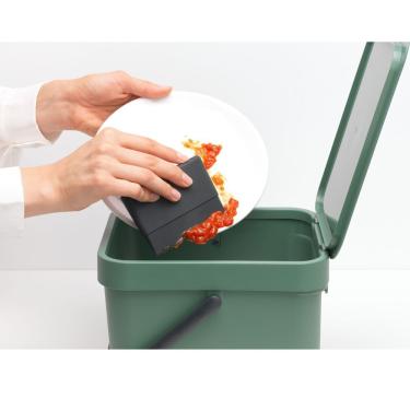 Imagem de Rodo para Pratos e Pia Sinkside Remoção de Água e Resíduos Silicone Prático e Ergonômico Cozinha Preta Brabantia