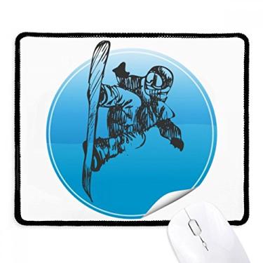 Imagem de Esquis e bastões de esqui para esportes de inverno, mouse pad com borda costurada, tapete de borracha para jogos