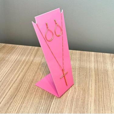 Imagem de Expositor de Brinco Busto Grande - Acrílico Rosa - Acrihome Acrílicos