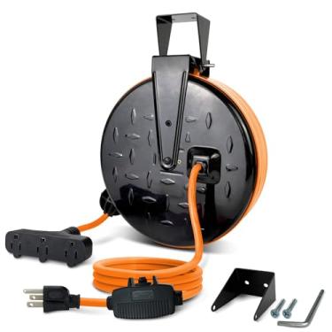 Imagem de GREATIDE Carretel de cabo de extensão retrátil de 30 metros, cabo de alimentação SJTW 16/3 com 3 tomadas elétricas e disjuntor de 10 Amp, suporte de teto ou parede, placa de metal, certificado UL