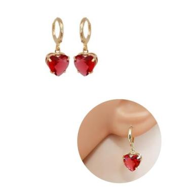 Imagem de Brinco Argolinha Coração Cristal Vermelho Folheado Ouro - MIXFOLHEADOS