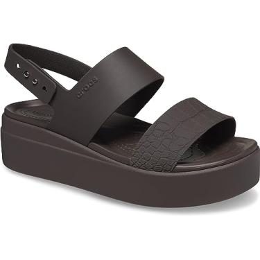 Imagem de Crocs Sandálias femininas Brooklyn Low Wedges, plataforma, Café, 39