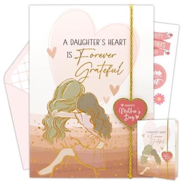Imagem de Decorably Cartão de Feliz Dia das Mães de 12,76 x 17,78 cm de glitter dourado da filha com cordão dourado e pingente de coração cortado, cartão de dia das mães texturizado da filha com envelope e