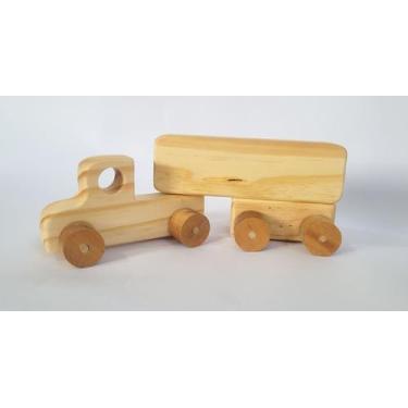 Imagem de Caminhão de madeira maciça com carreta. Brinquedo artesanal e decoraçã