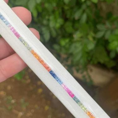 Imagem de Safira Rainbow Princess Riviera 2,3x2,3mm - SP GEMAS
