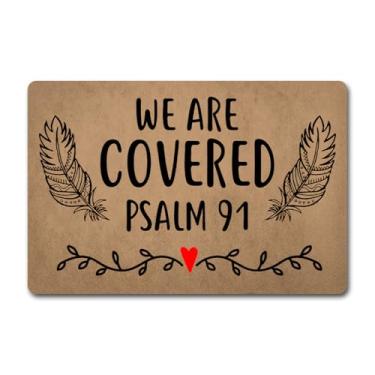 Imagem de Capacho engraçado de boas-vindas (23,6 x 39,9 cm) tapete de porta de presente antiderrapante de borracha antiderrapante para aquecimento de casa entrada externa (estamos cobertos Psalm 91)