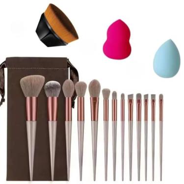 Imagem de Kit Com 13 Pinceis + 2 Esponjas + 1 Pincel BB