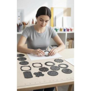 Imagem de Kit Espirógrafo 20 Peças: Desenhos Mágicos e Geométricos! - Congratula