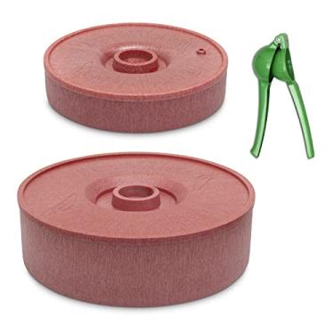 Imagem de RUAFOX Pacote com 2 aquecedores de tortilha vermelha com tampa – Tortilhas macias de 22,8 cm e 17,7 cm para waffle e panquecas – Servidor de plástico térmico com isolamento de micro-ondas – vem com um espremedor de limão verde de metal revestido premium