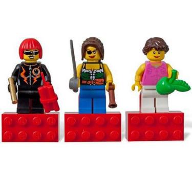 Imagem de LEGO City Female Minifigure Magnet Set 852948