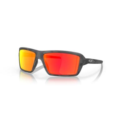 Imagem de Oakley Óculos de sol masculinos retangulares Oo9129 Cables, Camuflagem preta/rubi Prizm, 63 mm