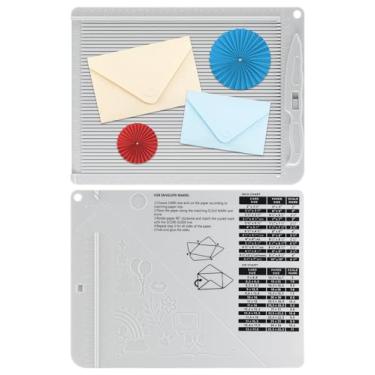 Imagem de GAUENEEN Conjunto de mini placa de pontuação e pasta de osso, 16,3 x 21,6 cm, placar multiuso para artesanato em papel, fazer envelopes, cartões, fotos de precisão e muito mais