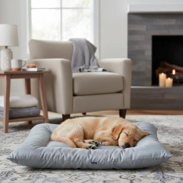 Imagem de Colchonete Caminha Pet Pequena Portátil Impermeável com Zíper Multiuso Viagem Casa Passeio Cães e Gatos até 7kg 45cm x 50cm Chumbo