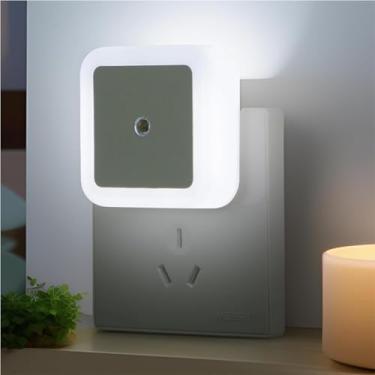 Imagem de Plugue de luz noturna de LED quadrado com sensor do crepúsculo ao amanhecer - Lâmpada noturna com interruptor automático inteligente para quarto, banheiro, corredor, cozinha e quarto de crianças