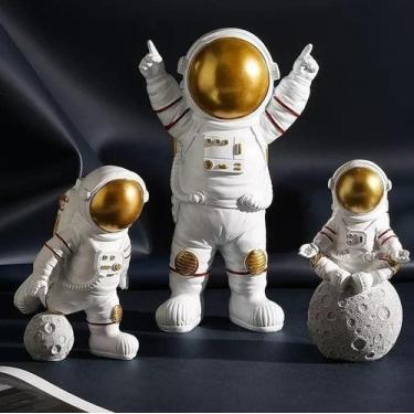 Imagem de Kit  Com 3 Astronautas: Dourado - UOU