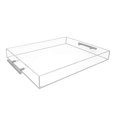Imagem de Bandeja de acrílico transparente Isaac Jacobs (35,5 x 45,5 cm) com alças de metal prateadas, à prova de respingos, organizador empilhável, servidor de alimentos e bebidas, armazenamento interno/externo, armazenamento de lucite (35,5 x 45,7 cm, transparente com alça prateada)