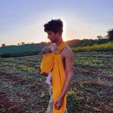Imagem de Sling de Argolas para Bebê Amarelo - Dona Chica