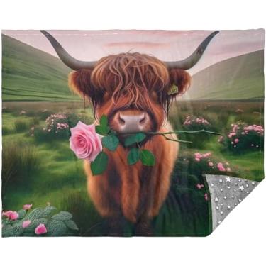 Imagem de TSENQUE Cobertor de Natal personalizado Highland Cattle Valentine Rose Cow 177.8 cm x 139.7 cm Presentes mais macios mantas para sofá flanela cobertor aconchegante
