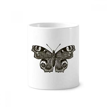 Imagem de Borboleta com asas escuras, cor escura, suporte para caneta, caneca de cerâmica com suporte para lápis