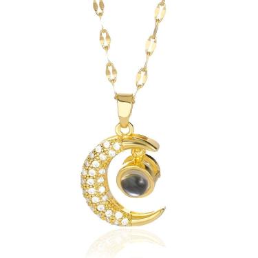 Imagem de Colar Feminino Lua Avery Eu Te Amo Em 100 Idiomas Banho Ouro