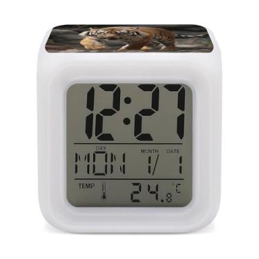 Imagem de RTFGHJS Despertador colorido tigre malaio despertador pequeno visor LED despertador digital relógio compacto relógio eletrônico para quartos cabeceira mesa prateleira tamanho único