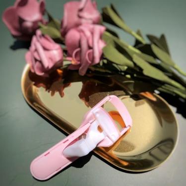 Imagem de Modelador de cílios profissional para cachos de longa duração – almofadas macias e acolchoadas para uso confortável – ideal para todos os formatos de olhos – Cria cílios naturais e levantados com