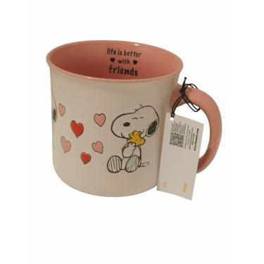 Imagem de Gibson Homewares Caneca de café de cerâmica Peanuts & Gang Life is better with friends, Dia dos Namorados.