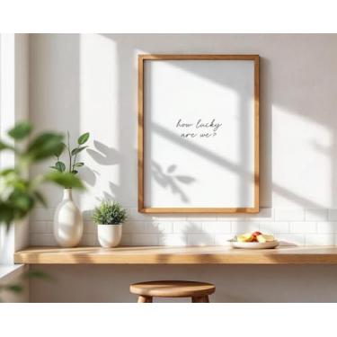 Imagem de How Lucky are We Pôster em tela com citação branca para quarto, dormitório, sala de estar, decoração de casa, sem moldura