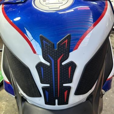 Imagem de Almofadas protetoras para tanque de motocicleta, design de favo de mel antiderrapante, compatível com BMW S1000RR 2019-2024 (cor)