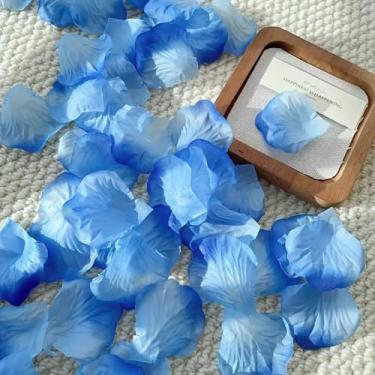 Imagem de 1000 peças de pétalas de rosa de seda, pétalas de flores artificiais, pétalas de rosa falsas para noite romântica, casamento, decoração de flores de aniversário de casamento (azul claro com branco)